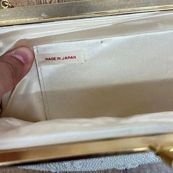 Vintage Beaded with Inlaid Mother of Pearl Evening Clutch